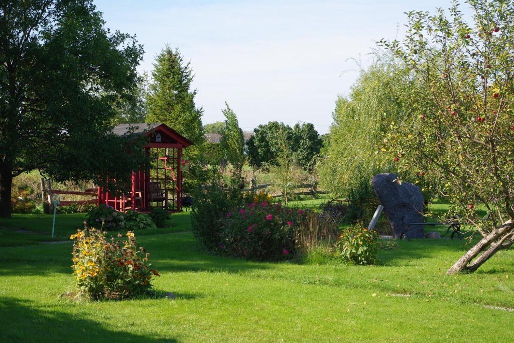 Atelier Galerie Anne Drouin Peinture & Pension Sainte-Julie Luaran gambar